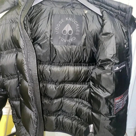 MOOSE KNUCKLES BUBBLE COAT W/ HOOD SZ SMALL MENS